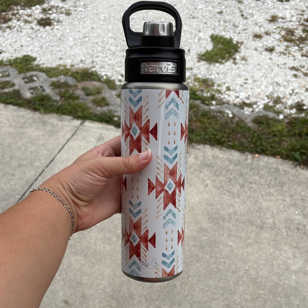 Tervis Tribal Pattern Insulated Bottle - Red and Blue